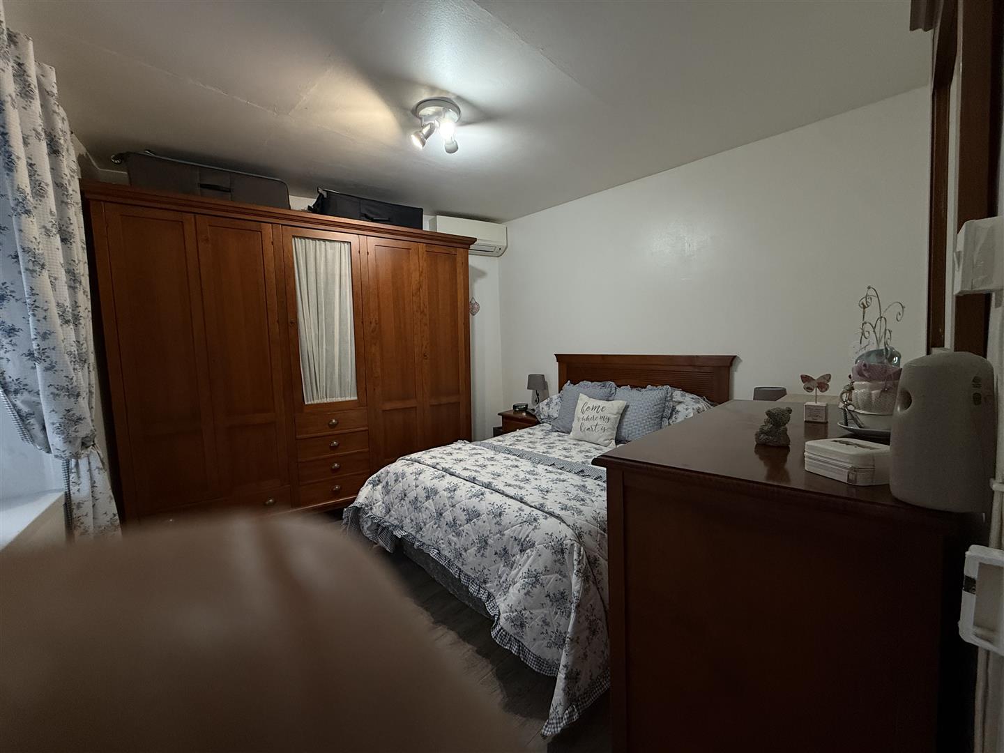 Image of House - 2 Bedrooms - 1 Bathrooms for Sale in Upper Town-Gibraltar, Image 4